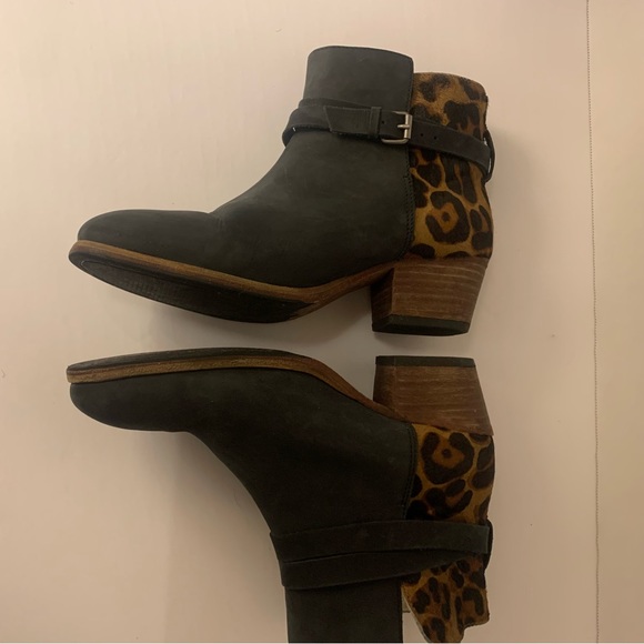 Boden Genuine Leather Wood Block Stacked Heel Calf-Hair Ankle Booties Size 39 - Picture 9 of 16